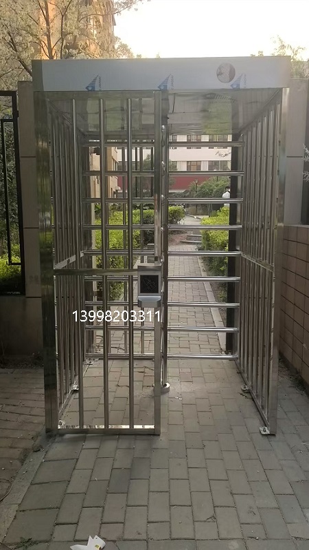 沈阳幸福岛南里花园全高转闸系统安装